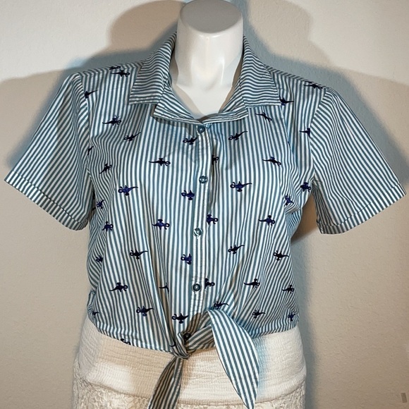 DISNEY Embroidered Aladdin genie lamp Button Up front tie top crop - Picture 4 of 13